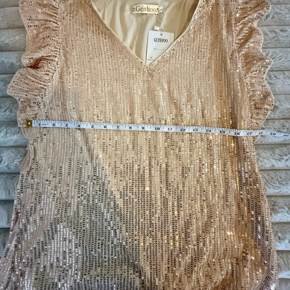 Genhoo Gold Sequin Flutter Sleeve Top – Size Large - Picture 4 of 6